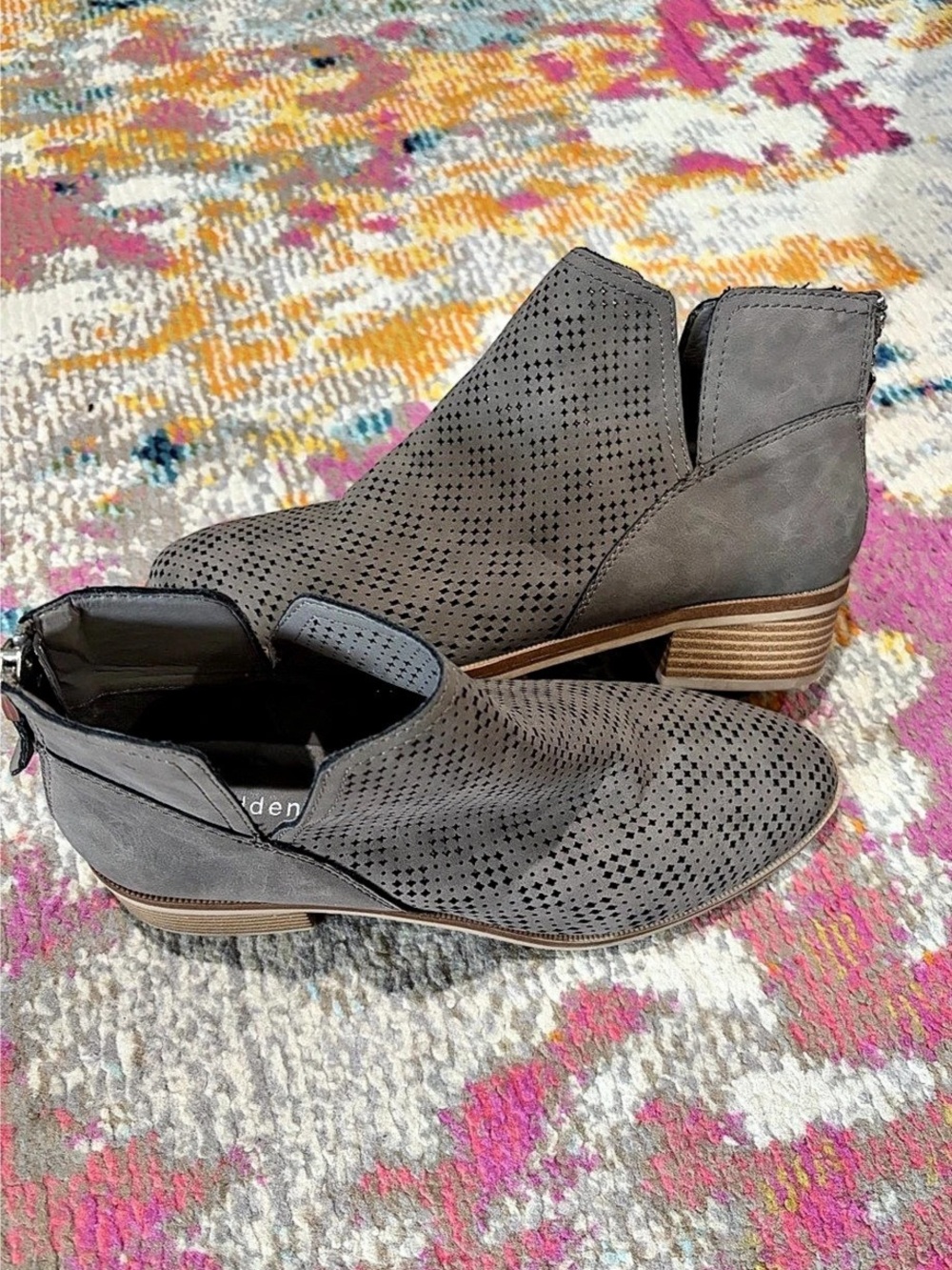 Steve Madden Women's Gray Perforated Ankle Boots